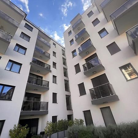 Karzo Property Lk 206 Будапеща Екстериор снимка