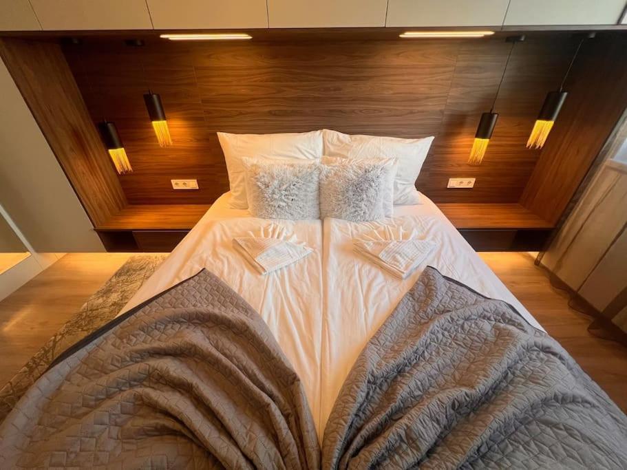 Karzo Property Lk 206 Будапеща Екстериор снимка