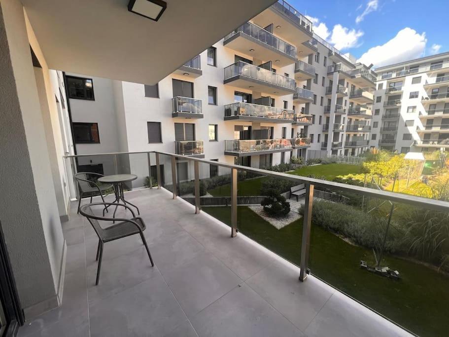 Karzo Property Lk 206 Будапеща Екстериор снимка