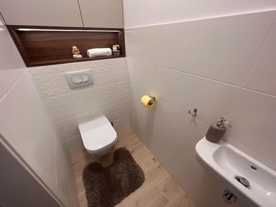Karzo Property Lk 206 Будапеща Екстериор снимка