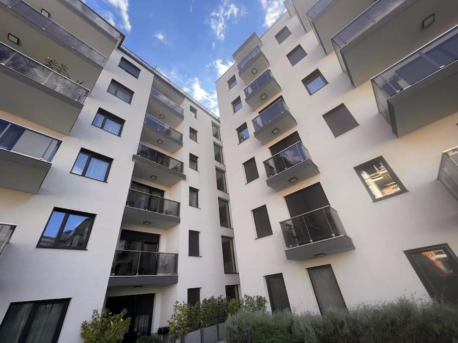 Karzo Property Lk 206 Будапеща Екстериор снимка
